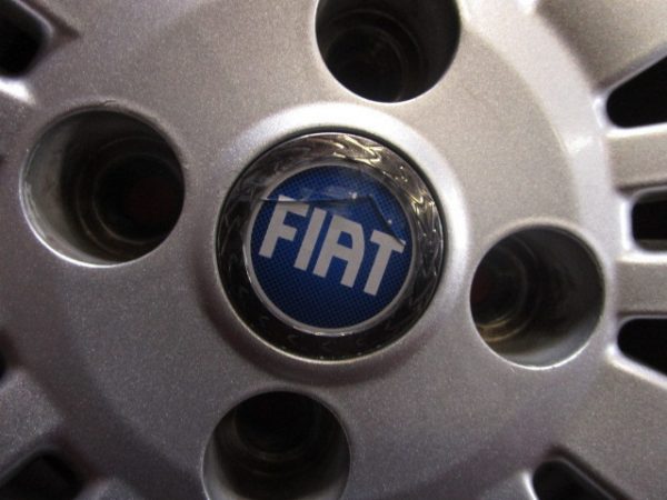4本 FIAT フィアット純正 グランデプント 15×6J
